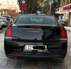 کرایسلەر 300